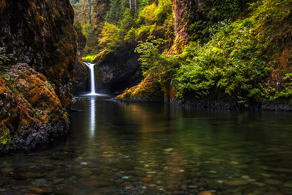 Punch Bowl Falls